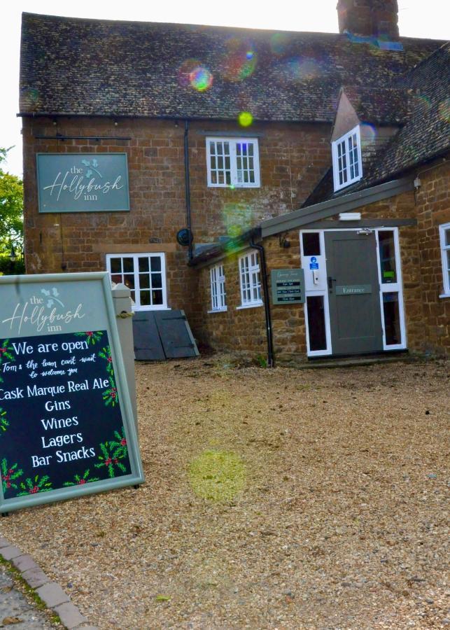 The Hollybush Inn And B&B Priors Marston Exteriér fotografie