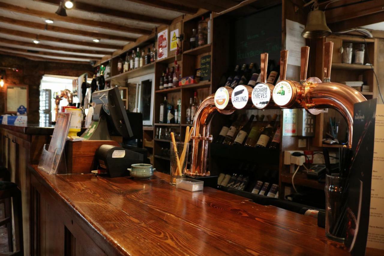 The Hollybush Inn And B&B Priors Marston Exteriér fotografie